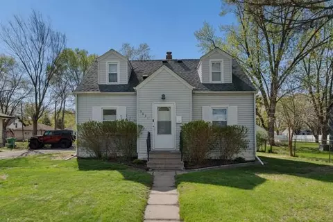 5631 Bryant Ave N, Brooklyn Center, MN 55430