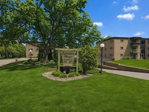 3155 Old Highway 8 #104, Saint Anthony, MN 55418