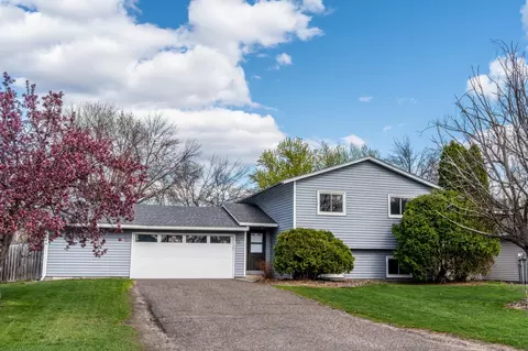 9724 Washburn Ave N, Brooklyn Park, MN 55444