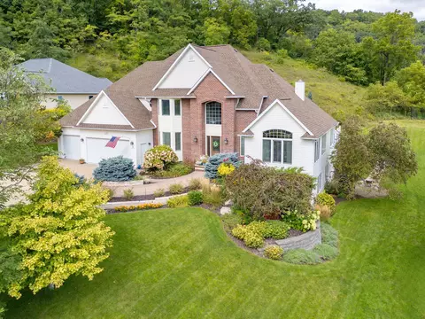 78 Shady Oak Ct, Winona, MN 55987