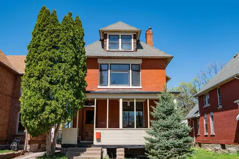 757 Armstrong Ave, Saint Paul, MN 55102