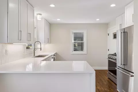 2520 Lynn Ave S, Saint Louis Park, MN 55416