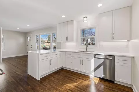 2520 Lynn Ave S, Saint Louis Park, MN 55416
