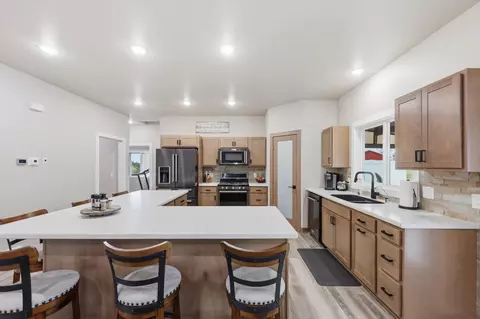 Kitchen - 20160 County Highway 6, Audubon, MN 56511 photo 2 of 7