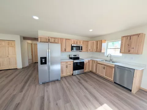 1640 Trails Rd, Spooner, WI 54801