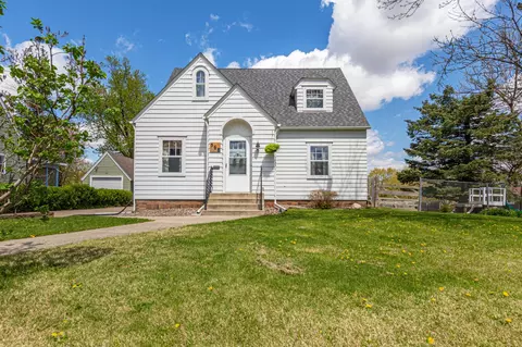 568 Agnes St, Owatonna, MN 55060