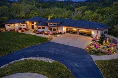 w10622 Wisconsin 35, Prescott, WI 54021