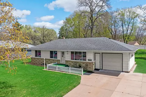 8721 Polk St NE, Blaine, MN 55434