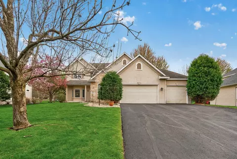 10447 Raleigh Rd, Woodbury, MN 55129