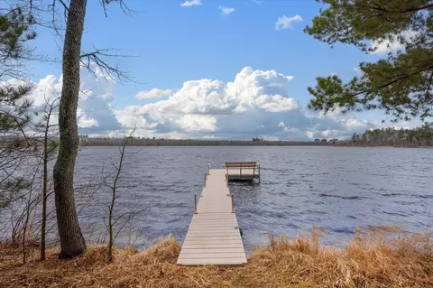 10401 10403 Vermillion Point Dr NE, Deer River, MN 56636