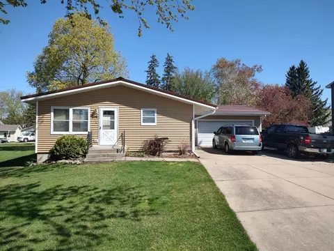 208 2nd St S, Nerstrand, MN 55053