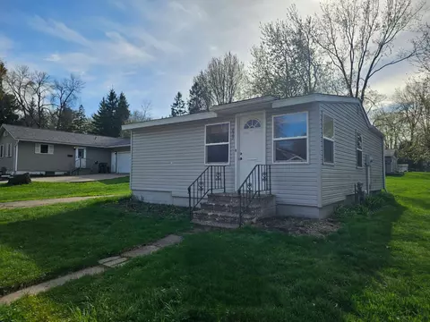635 Park Ave, New Richmond, WI 54017
