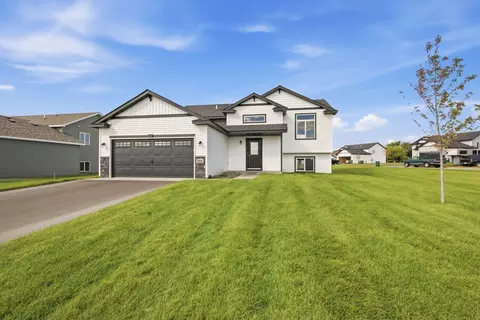 108 Cedar St SE, Kimball, MN 55353