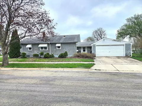 Exterior - 1111 2nd Ave SW, Austin, MN 55912 photo 2 of 2