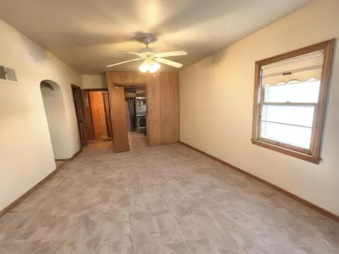 Living - 1111 2nd Ave SW, Austin, MN 55912 photo 4 of 4