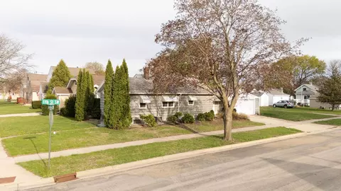 View/Area - 1111 2nd Ave SW, Austin, MN 55912 photo 1 of 4