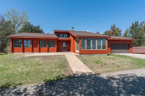 29558 Pumpkin Hill Rd, Le Sueur, MN 56058