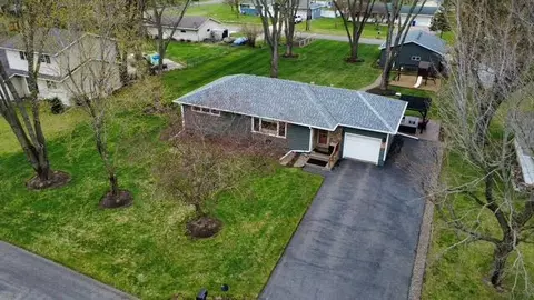3619 Creekview Rd, Saint Cloud, MN 56301