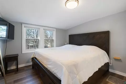 Bedroom - 505 Spear Ave, Duluth, MN 55803 photo 1 of 4