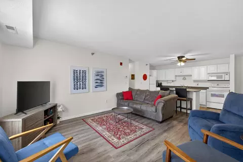 2022 29th Pl NW #103, Rochester, MN 55901