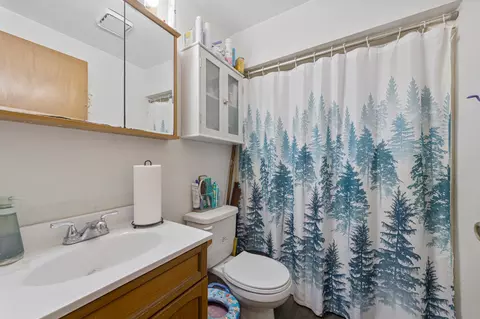 Bath - 303 12th Ave SE, Faribault, MN 55021 photo 1 of 2