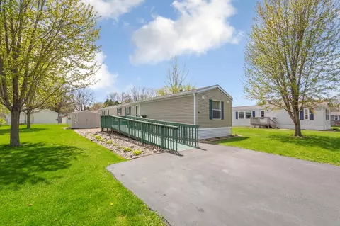 2126 3rd Ave NW #93, Owatonna, MN 55060