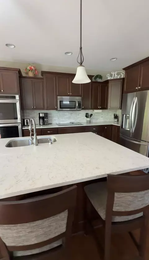 14361 Shore Crest Dr NW, Prior Lake, MN 55372