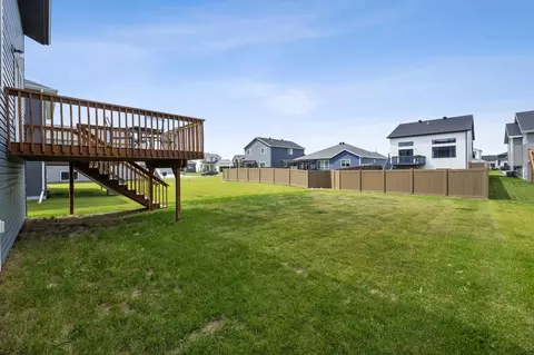 Exterior - 7909 Lost River Rd, Horace, ND 58047 photo 5 of 9