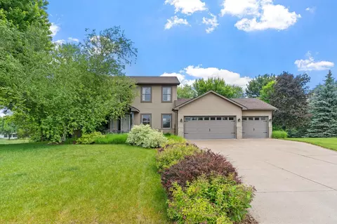 3415 Kaiser Cir NE, Saint Michael, MN 55376