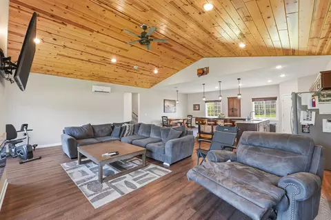Living - 25265 Marsh Rd, Milaca, MN 56353 photo 1 of 4