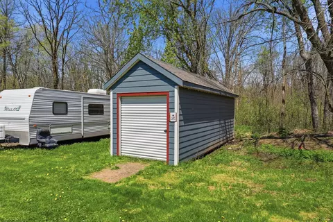 Exterior - 25265 Marsh Rd, Milaca, MN 56353 photo 5 of 9