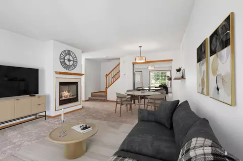 6276 158th St W, Apple Valley, MN 55124