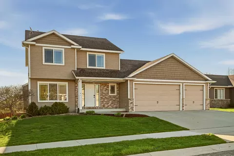 4956 55th Ave NW, Rochester, MN 55901