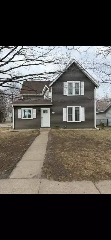 401 E Adams St, Arlington, MN 55307