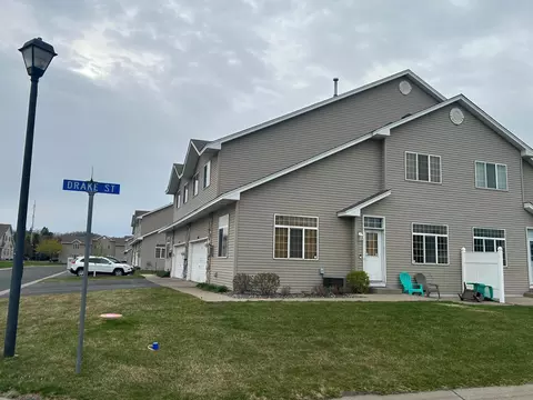 1461 127th Ln NW, Coon Rapids, MN 55448