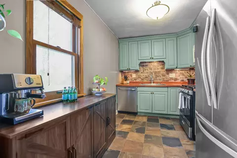 Kitchen - 2693 5th St E, Maplewood, MN 55119 photo 2 of 4