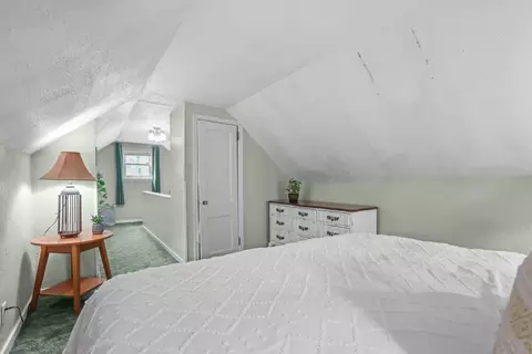 Bedroom - 2693 5th St E, Maplewood, MN 55119 photo 2 of 5