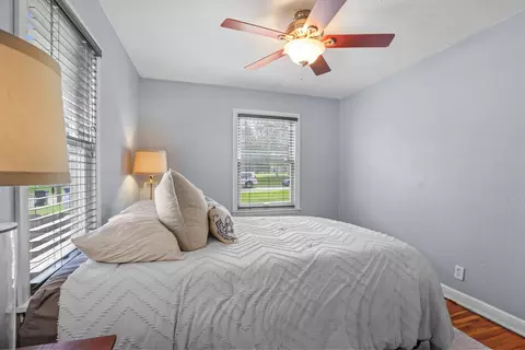 Bedroom - 2693 5th St E, Maplewood, MN 55119 photo 4 of 5