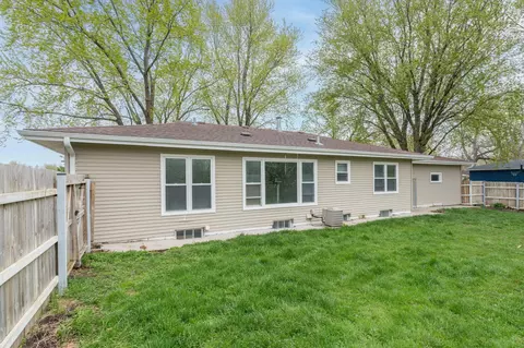 Exterior - 815 Barron Rd, Faribault, MN 55021 photo 2 of 5