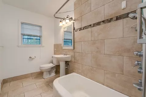 Bath - 815 Barron Rd, Faribault, MN 55021 photo 1 of 1