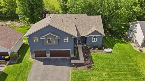217 Maverick Ave, Elko New Market, MN 55054