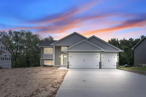 837 Sutherland St, Somerset, WI 54025