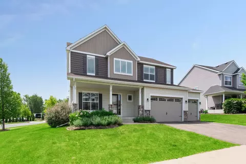 833 Egret Ln, Waconia, MN 55387