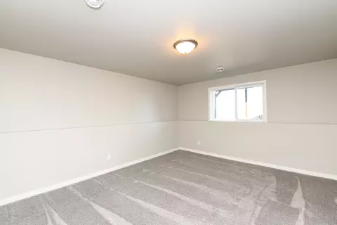 Bedroom - 6809 Deer Creek Loop, Horace, ND 58047 photo 3 of 6