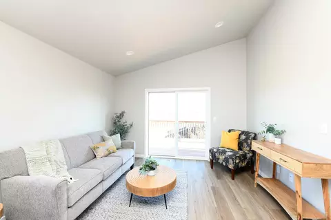 Living - 6809 Deer Creek Loop, Horace, ND 58047 photo 1 of 2