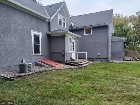 Exterior - 318 6th St E, Northfield, MN 55057 photo 3 of 3
