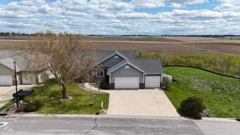 View/Area - 505 4th St SE, Plainview, MN 55964 photo 1 of 4