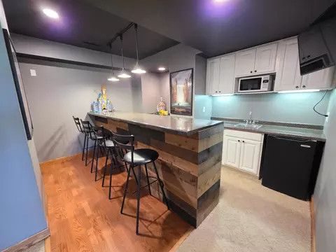 Kitchen - 505 4th St SE, Plainview, MN 55964 photo 4 of 7