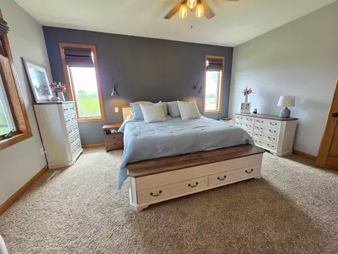 Bedroom - 505 4th St SE, Plainview, MN 55964 photo 2 of 4