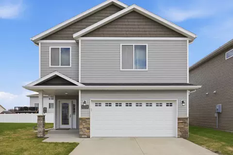928 41st Ave S, Moorhead, MN 56560